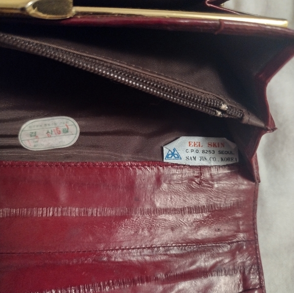 Wallet - Picture 3 of 3